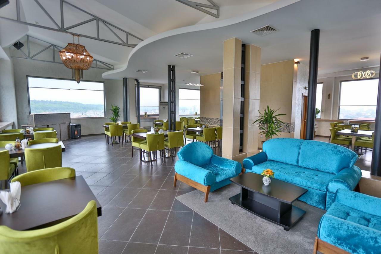 Terra Europe Brontes Hotel 타르고비쉬테 외부 사진